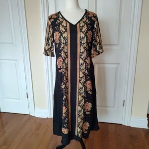 Vintage kaftan dress black and gold